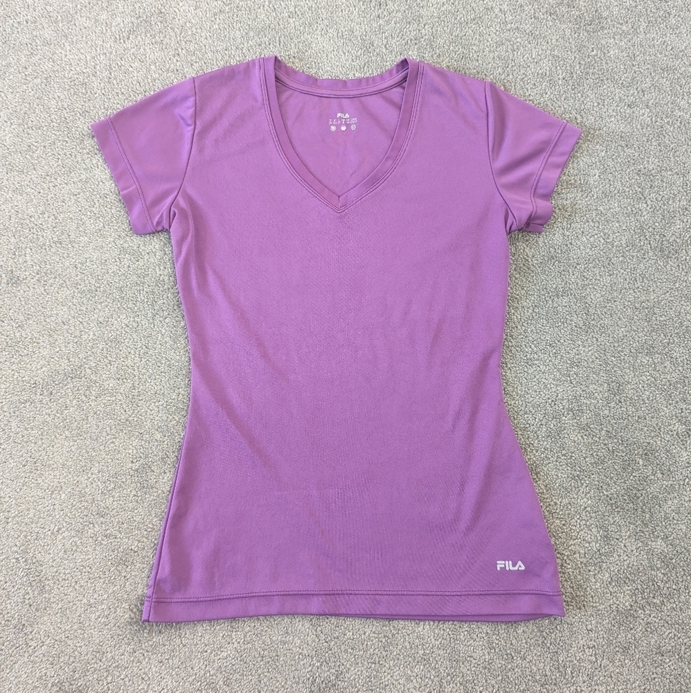 Fila Women's Activewear Tshirt Size XSmall V-neck Purple
